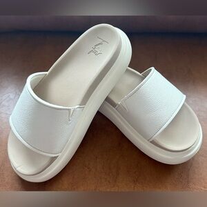 REEF Cushion Bondi Bay Slides Women’s 8 Cream EVA Comfort Sandals